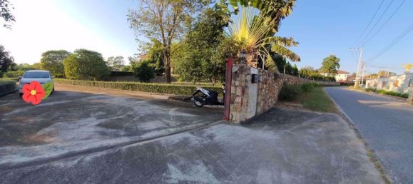 5 bedrooms Cafe / restaurant in Pattaya, Thailand No. 1866 4