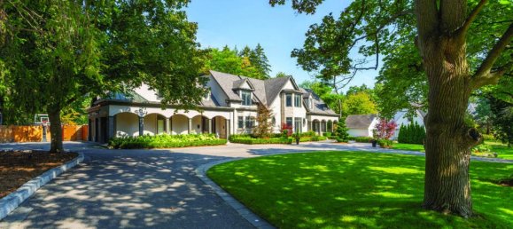 5 bedrooms House in Mississauga, Canada No. 857 3