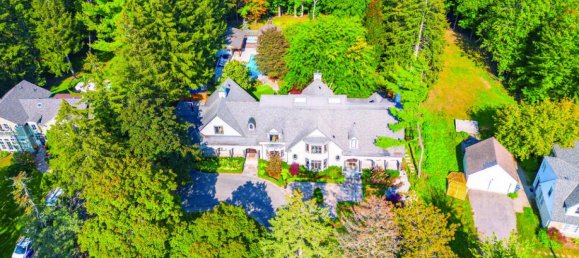 5 bedrooms House in Mississauga, Canada No. 857 5