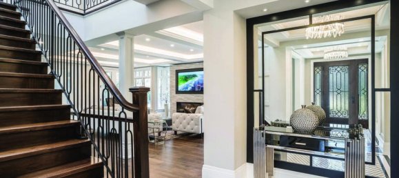 5 bedrooms House in Mississauga, Canada No. 857 7