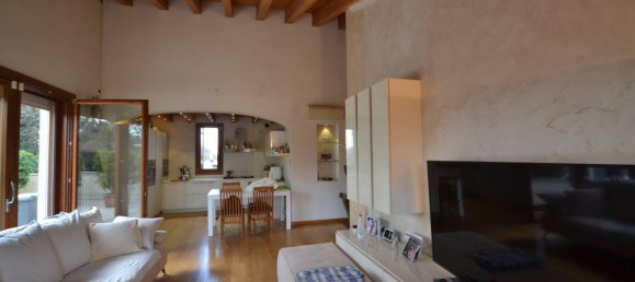 2 bedrooms Apartment in Treviso, Italy No. 66304 4