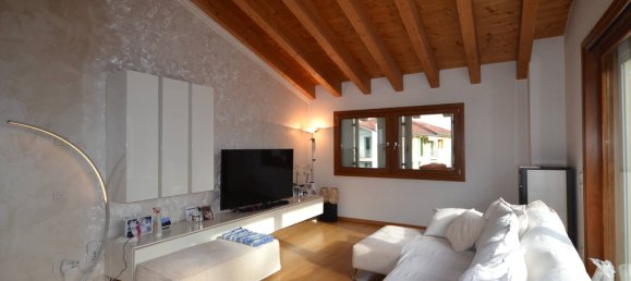 2 bedrooms Apartment in Treviso, Italy No. 66304 10