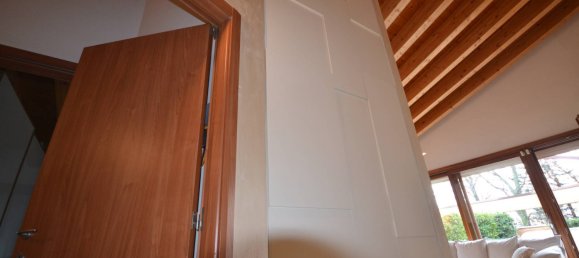 2 bedrooms Apartment in Treviso, Italy No. 66304 2