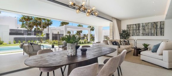 6 bedrooms Villa in Marbella, Spain No. 109016 10