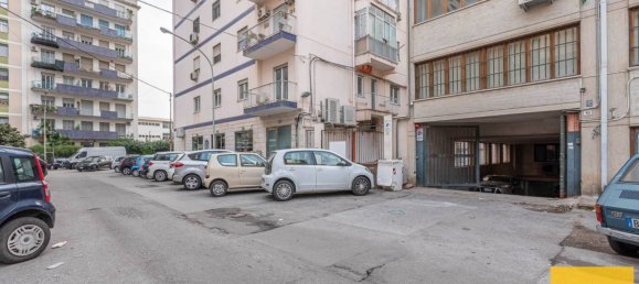 Офис с 3 комнатами в Палермо, Италия № 263108 21