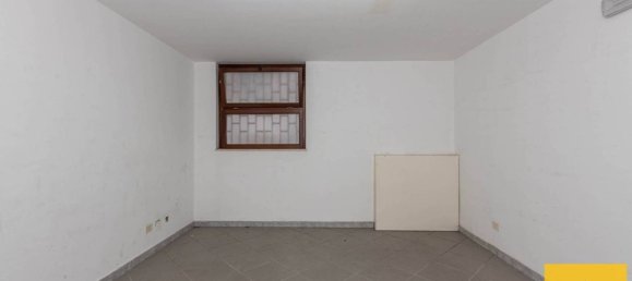 Офис с 3 комнатами в Палермо, Италия № 263108 5