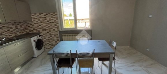 Apartamento de 2 dormitorios en Limbiate, Italy No. 340388 6