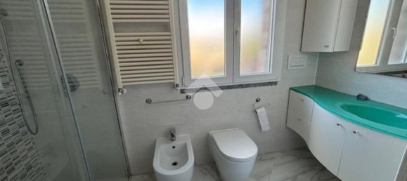 Apartamento de 2 dormitorios en Limbiate, Italy No. 340388 14