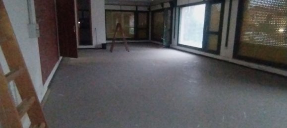 142m² Commercial property in Coriano, Italy No. 206220 9