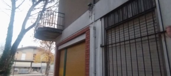 142m² Commercial property in Coriano, Italy No. 206220 5