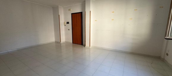 4 rooms Apartment in Taranto, Italy No. 261134 8