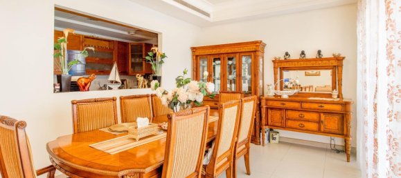 Moradia em banda T3 em Al Hamra Village, UAE N.º 107006 20