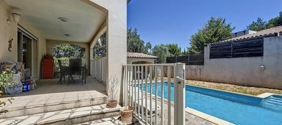 3 bedrooms Villa in Nebian, France No. 276945 11