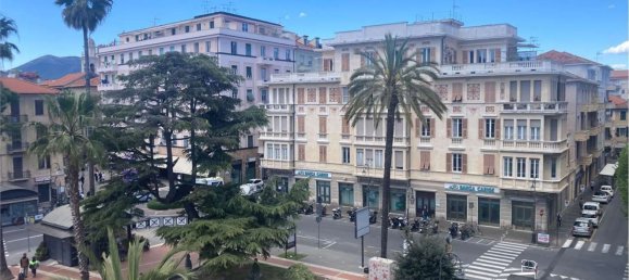 6 rooms Apartment in Albenga, Italy No. 116076 8