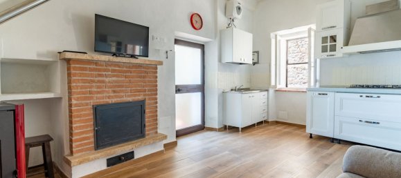 3 rooms Apartment in Campagnatico, Italy No. 261421 9