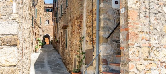 3 rooms Apartment in Campagnatico, Italy No. 261421 2