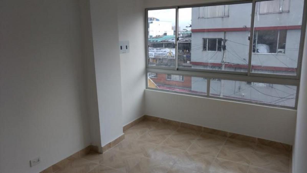 2 bedrooms House in Bogota, Colombia No. 14400