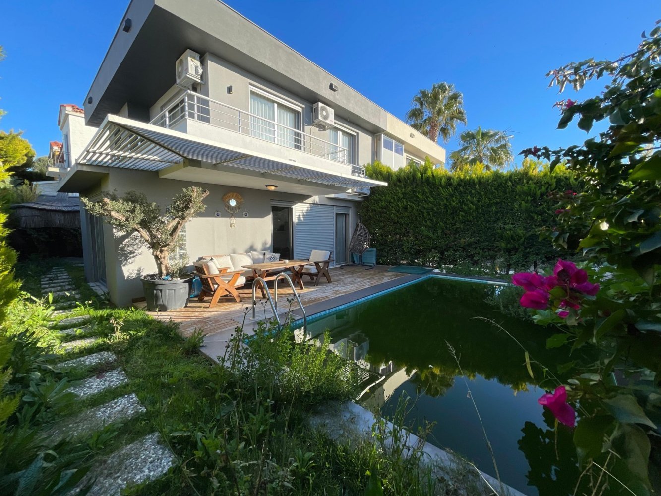 Villa 3+1 in Cesme, Turkey No. 34102