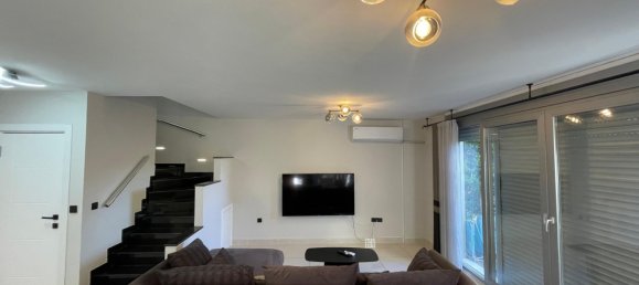 Villa 3+1 in Cesme, Turkey No. 34102 11