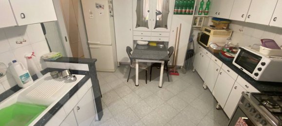 2-salle Appartement à Rome, Italy No. 30490 12