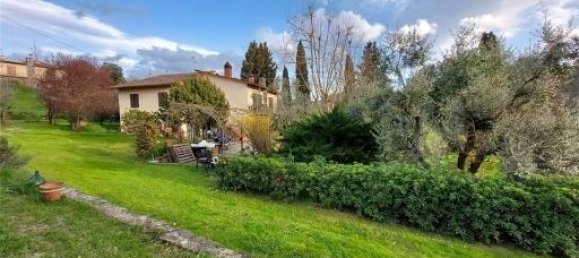 8 rooms Villa in Rignano sull'Arno, Italy No. 30956 3