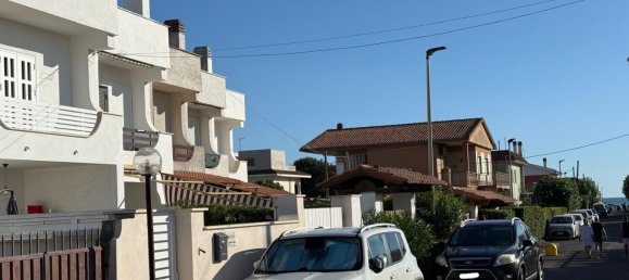 Dúplex de 3 habitaciónes en Ardea, Italy No. 277582 37