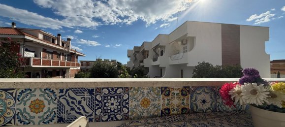 Dúplex de 3 habitaciónes en Ardea, Italy No. 277582 9