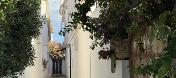 Dúplex de 3 habitaciónes en Ardea, Italy No. 277582 26