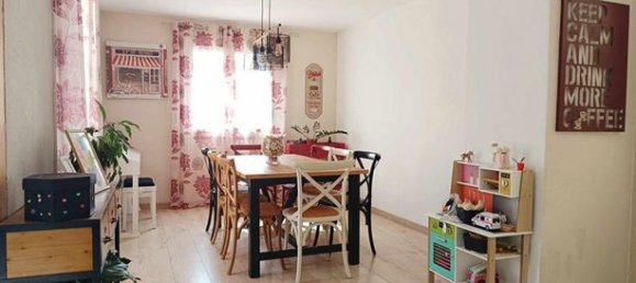 4 chambres Maison à Istres, France No. 311114 3