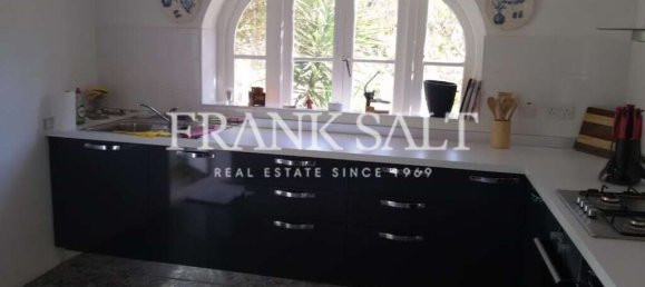 2 bedrooms Townhouse in Balzan, Malta No. 8700 12