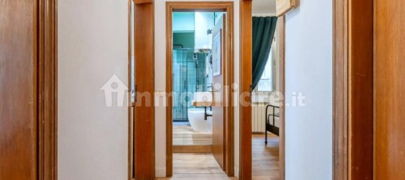 3 Schlafzimmer Wohnung in Florence, Italy, Nr. 35201 17