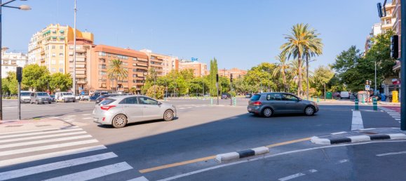 Apartamento de 3 dormitorios en Valencia, Spain No. 171546 22