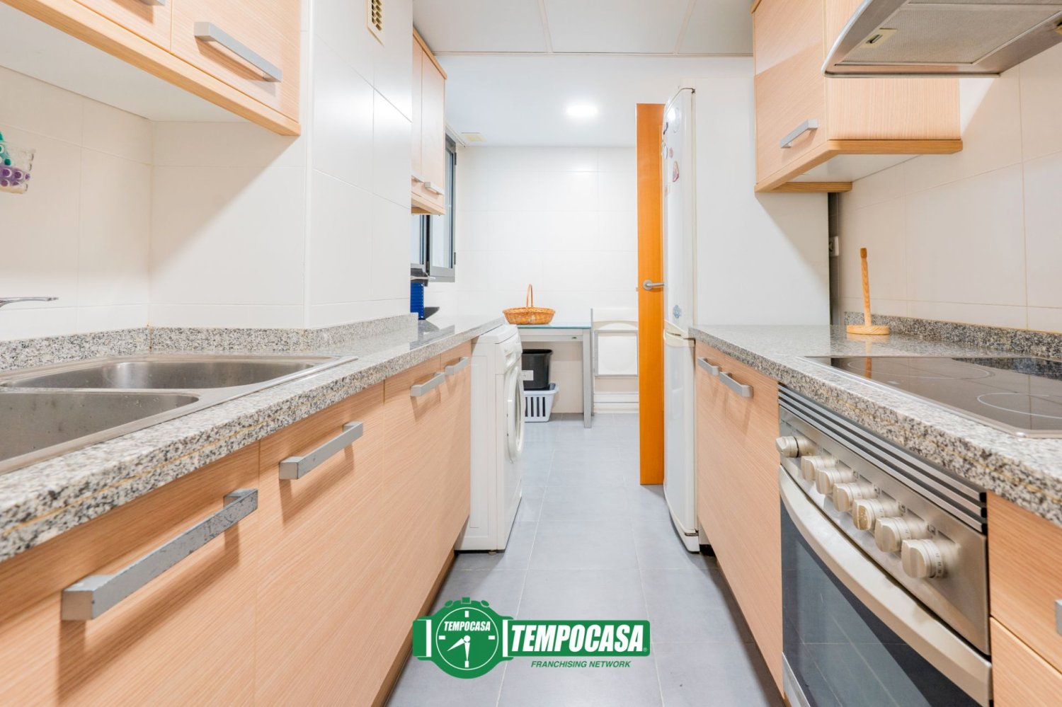 Apartamento de 3 dormitorios en Valencia, Spain No. 171546