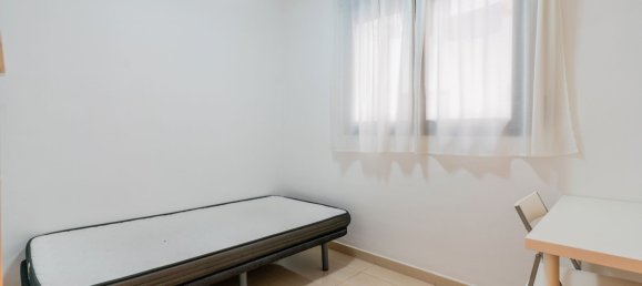 Apartamento de 3 dormitorios en Valencia, Spain No. 171546 15