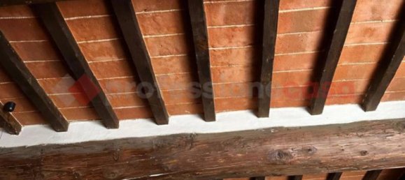 Коммерческая недвижимость с 1 комнатой в Ареццо, Италия № 81270 5