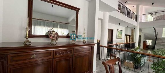 Коммерческая недвижимость с 4 спальнями в Ларнака, Кипр № 80858 13