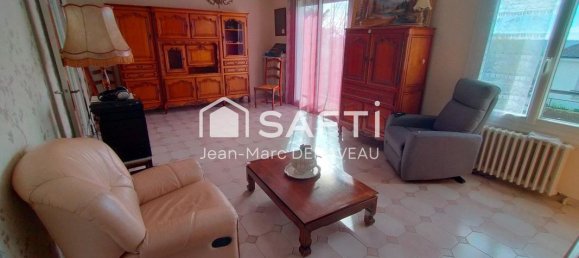 Дом с 3 спальнями в Шинон, Франция № 270804 4