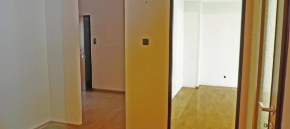 3 rooms Apartment in Favoriten, Austria No. 260377 5
