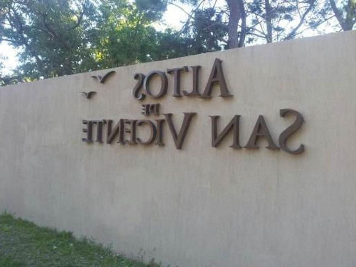  Land in San Vicente, Argentina No. 50073