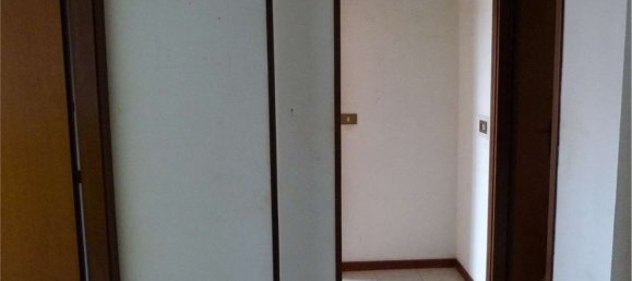 Квартира с 3 спальнями в Помеция, Италия № 377722 8