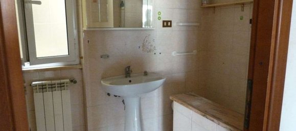 Квартира с 3 спальнями в Помеция, Италия № 377722 10