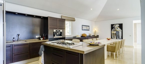 5 bedrooms Villa in El Madronal, Spain No. 22961 12