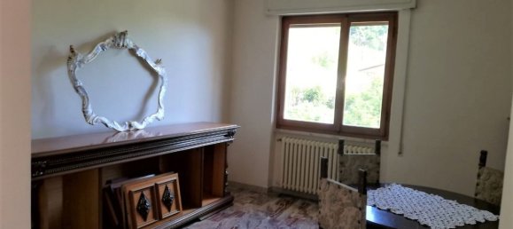6 rooms House in Carrara, Italy No. 45786 21