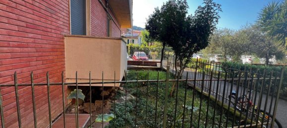 4 rooms Apartment in La Spezia, Italy No. 226494 4