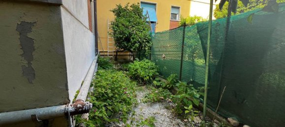 4 rooms Apartment in La Spezia, Italy No. 226494 8