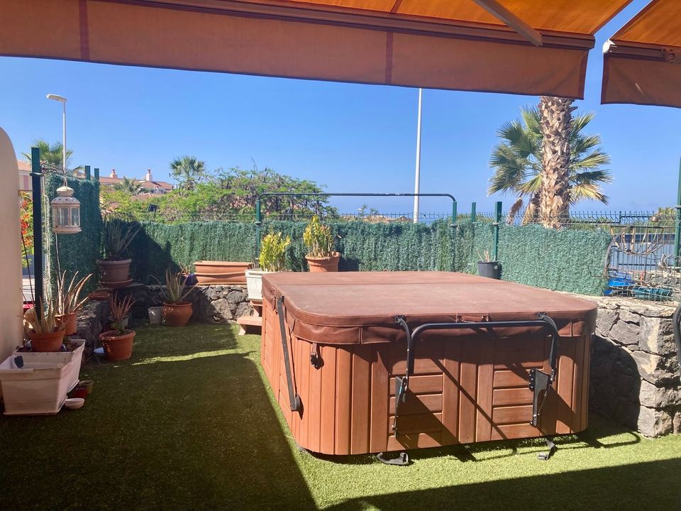 2 bedrooms Apartment in Adeje, Spain No. 185827