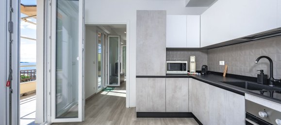 6 bedrooms Penthouse in Recco, Italy No. 379599 13