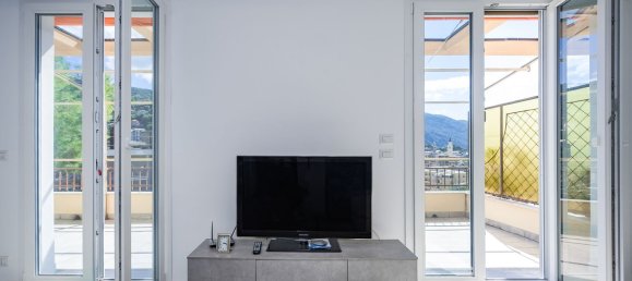 6 bedrooms Penthouse in Recco, Italy No. 379599 8