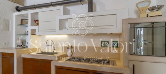 6 rooms House in Matino, Italy No. 89261 8