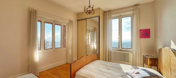 5 bedrooms House in Coublevie, France No. 202377 4